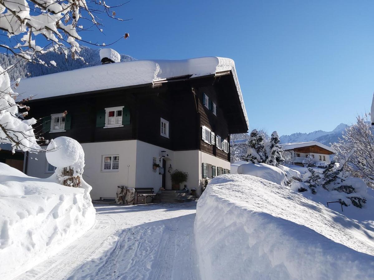 Haus Klinger Appartement Gaschurn Buitenkant foto