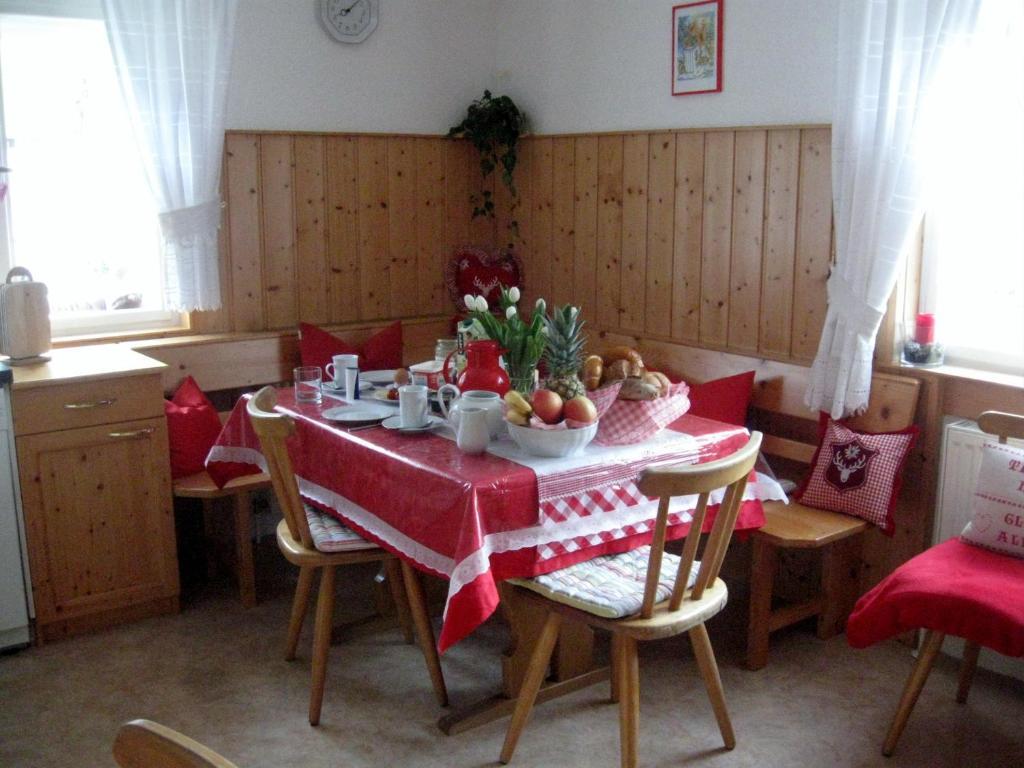 Haus Klinger Appartement Gaschurn Kamer foto