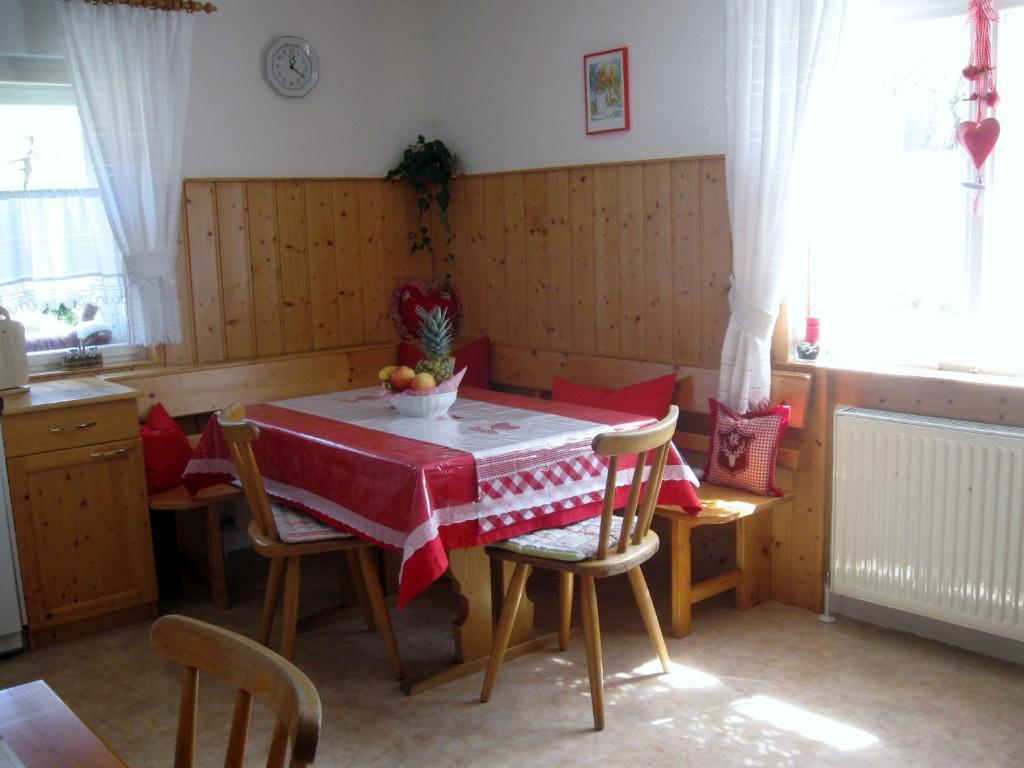 Haus Klinger Appartement Gaschurn Kamer foto