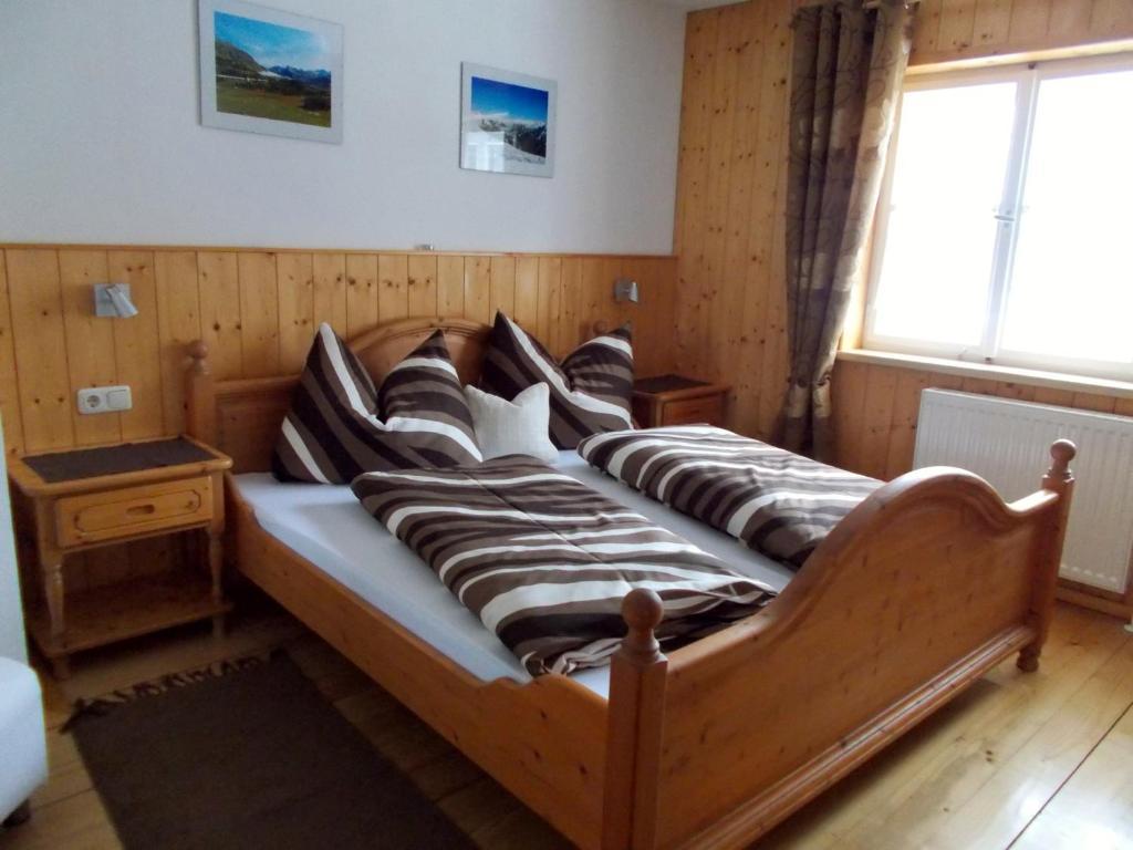 Haus Klinger Appartement Gaschurn Kamer foto